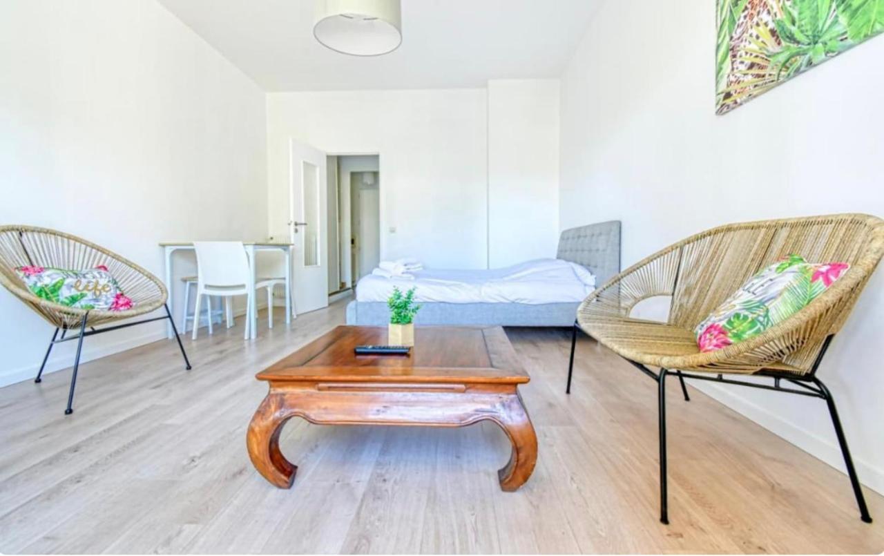 Superbe Studio Lumineux Sur Cannes Avec Terrasse ! A Quelques Minutes De La Celebre Rue D'Antibes ! Ngoại thất bức ảnh