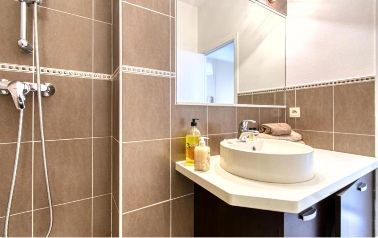 Superbe Studio Lumineux Sur Cannes Avec Terrasse ! A Quelques Minutes De La Celebre Rue D'Antibes ! Ngoại thất bức ảnh